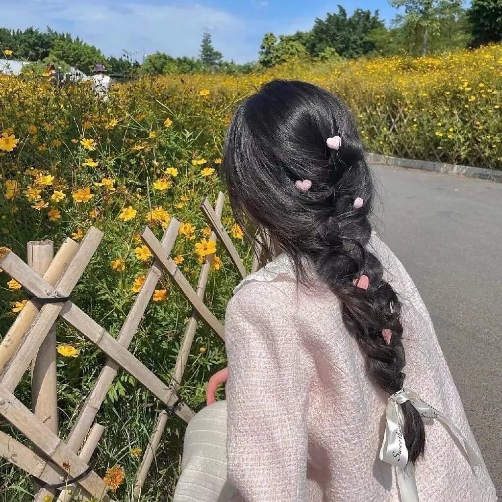 拉莉萨